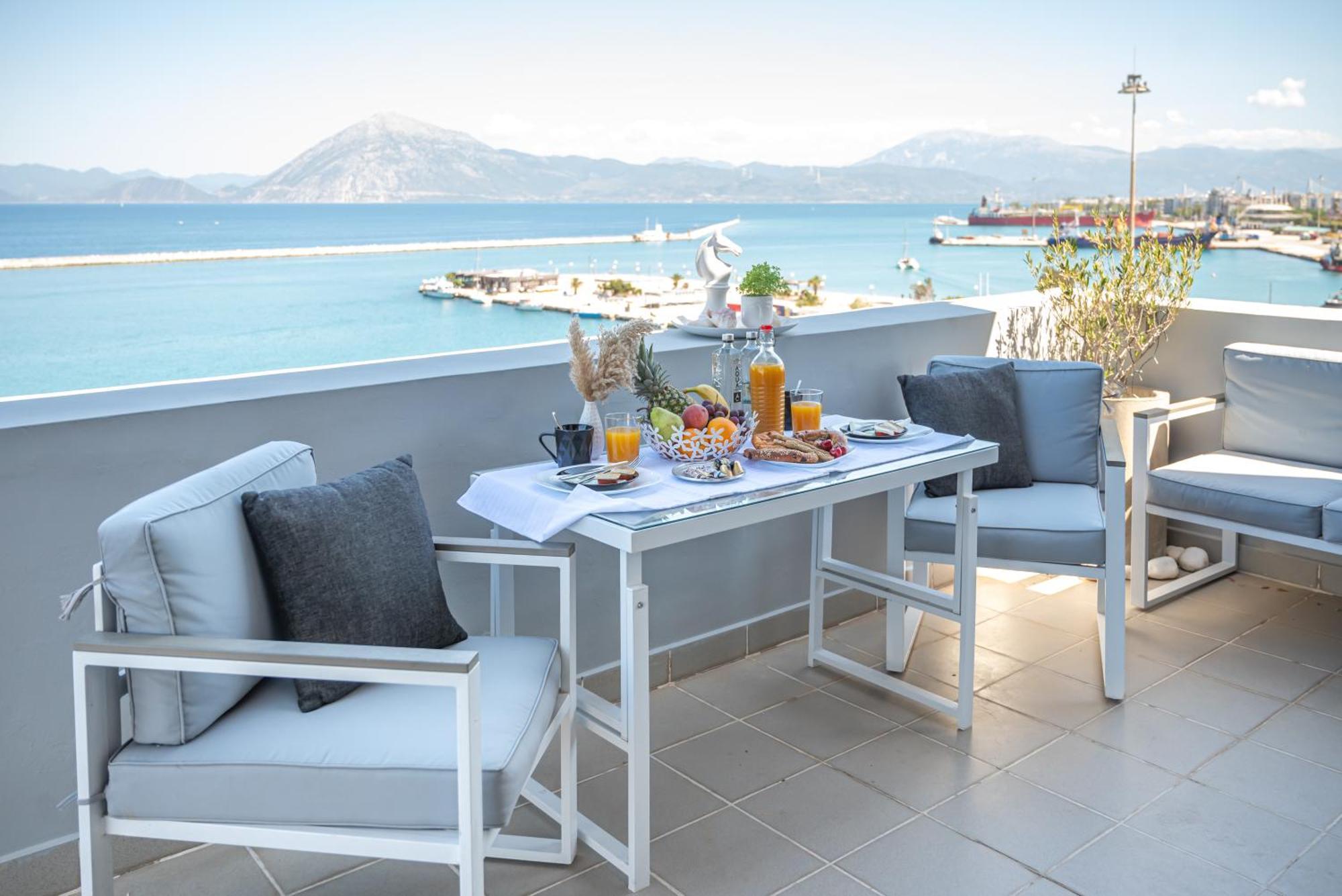 Apartamento Majestic Penthouse In The Heart Of Patra Exterior foto